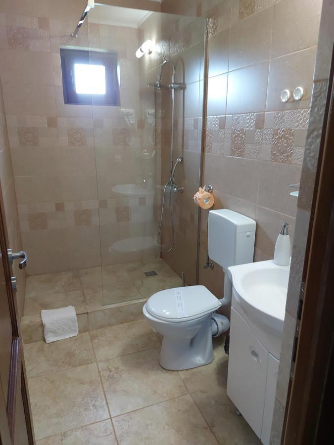 Casa IV Hotel Vama Veche Luaran gambar